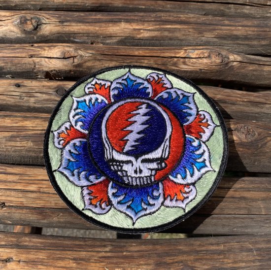 STEAL YOUR FACE (Nepal embroidery)