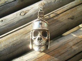 IDEA inc. Hercules Skull Pendant Top