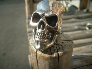 TOMBSTONE SILVER WORKS LARGE SKULL RING