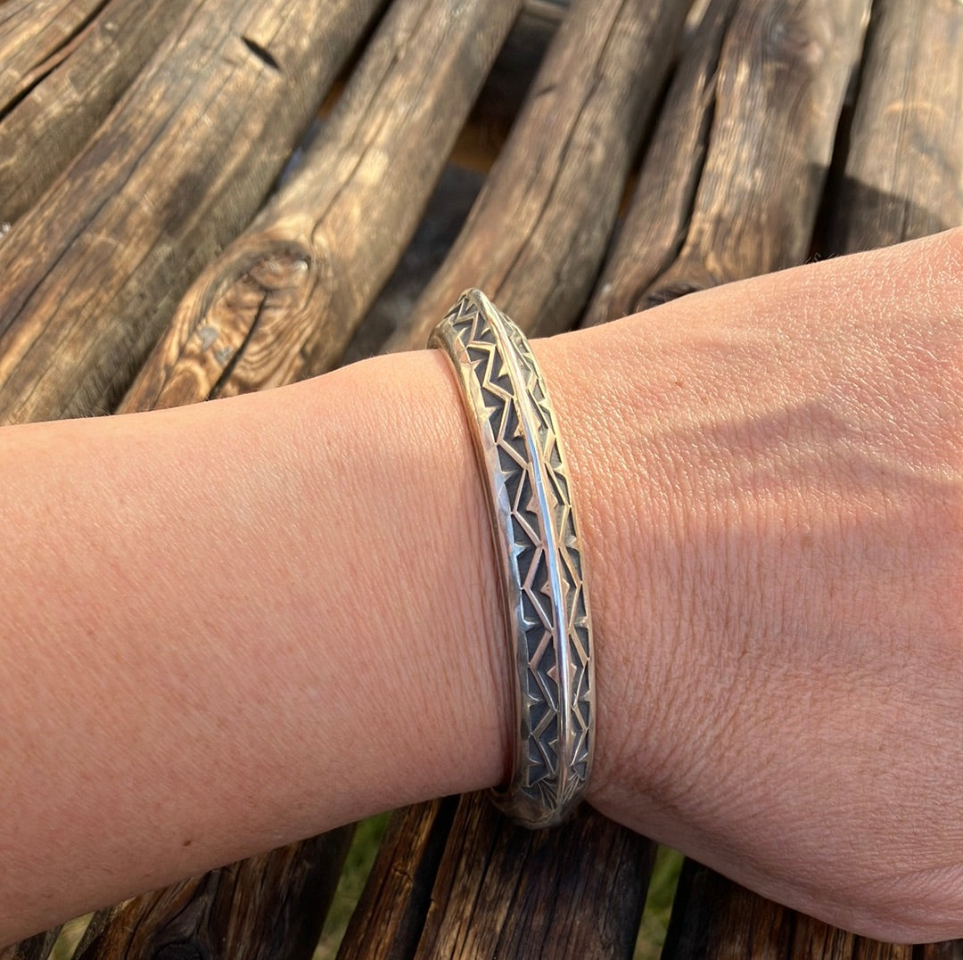 Navajo族 Hand Made Silver Bangle