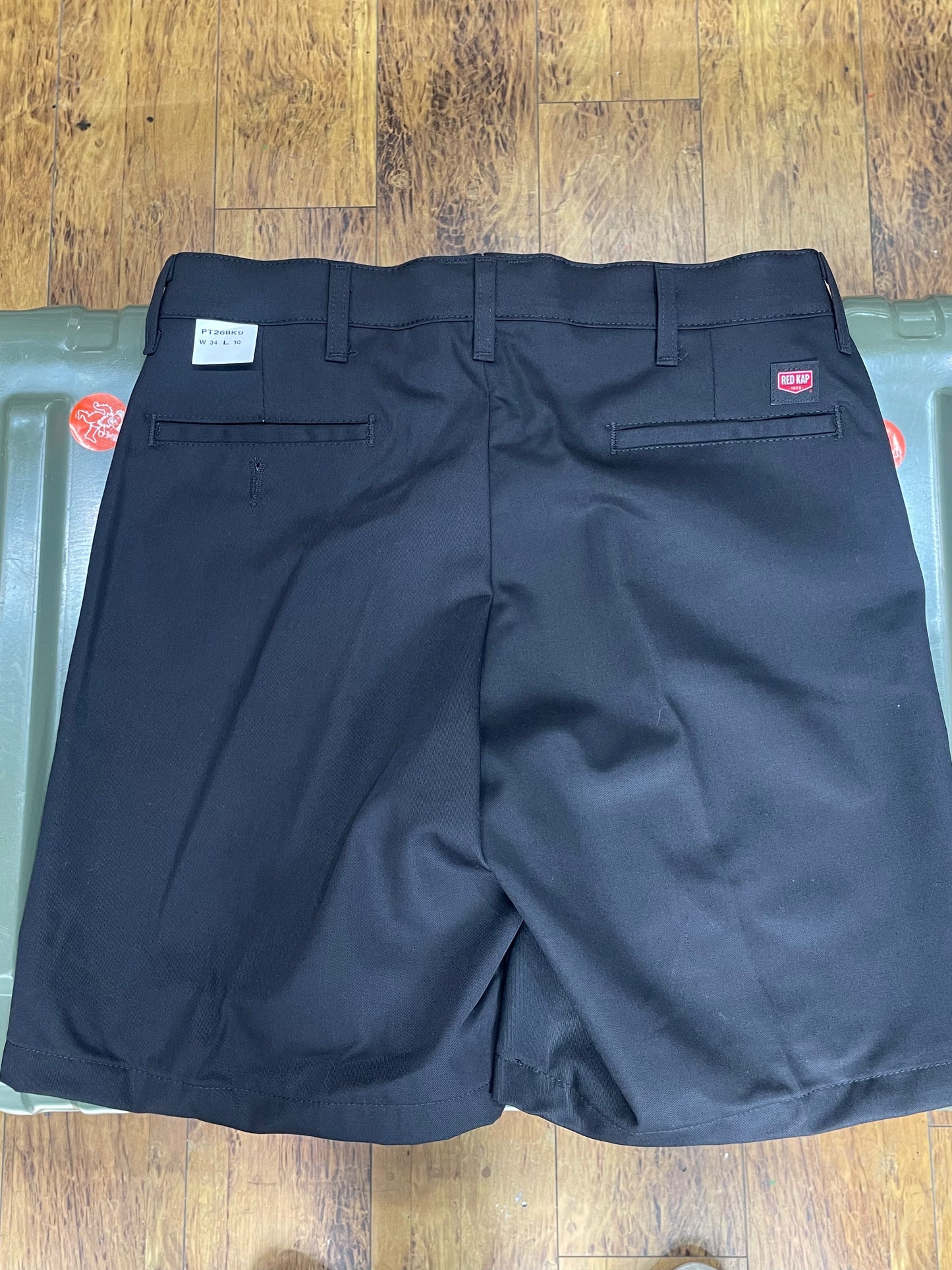 CHI-CHIS Logo Embroidery Short Pants Black