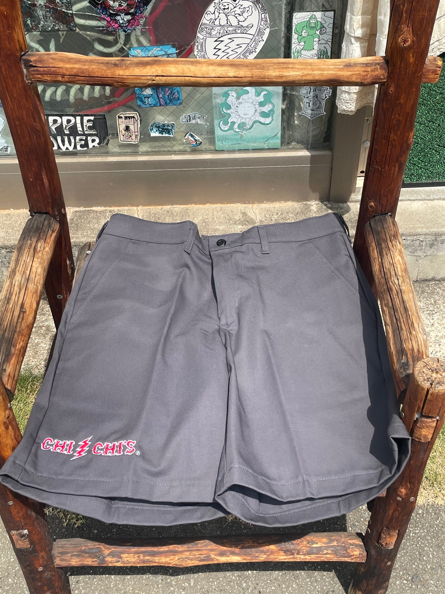 CHI-CHIS Logo Enbroidery Short Pants チャコールグレー