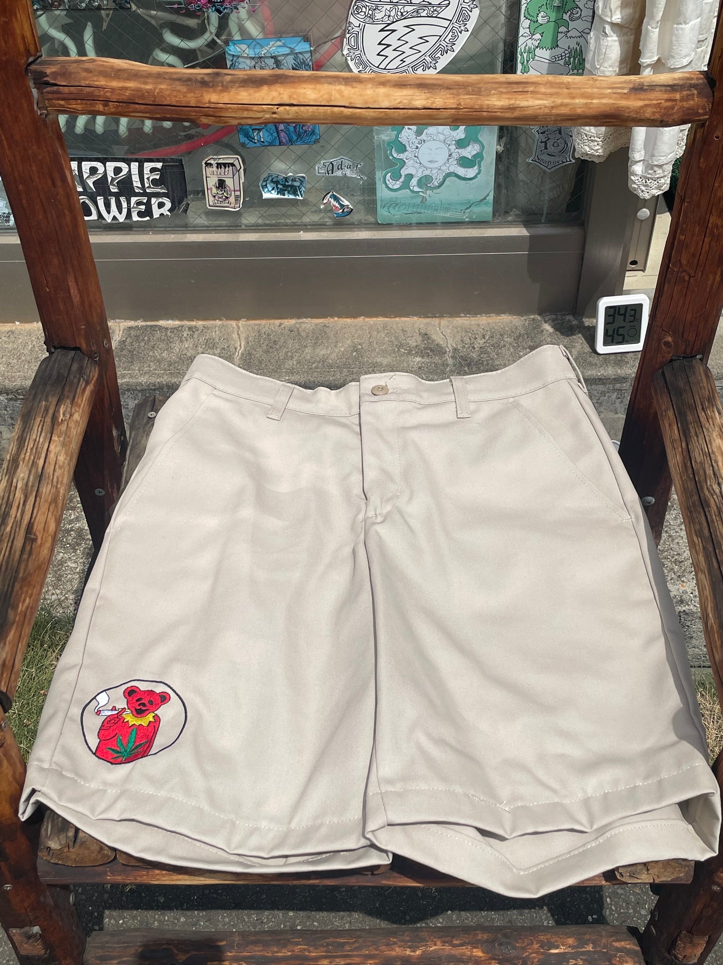 CHI-CHIS HEAD Enbroidery Short Pants サイズ30
