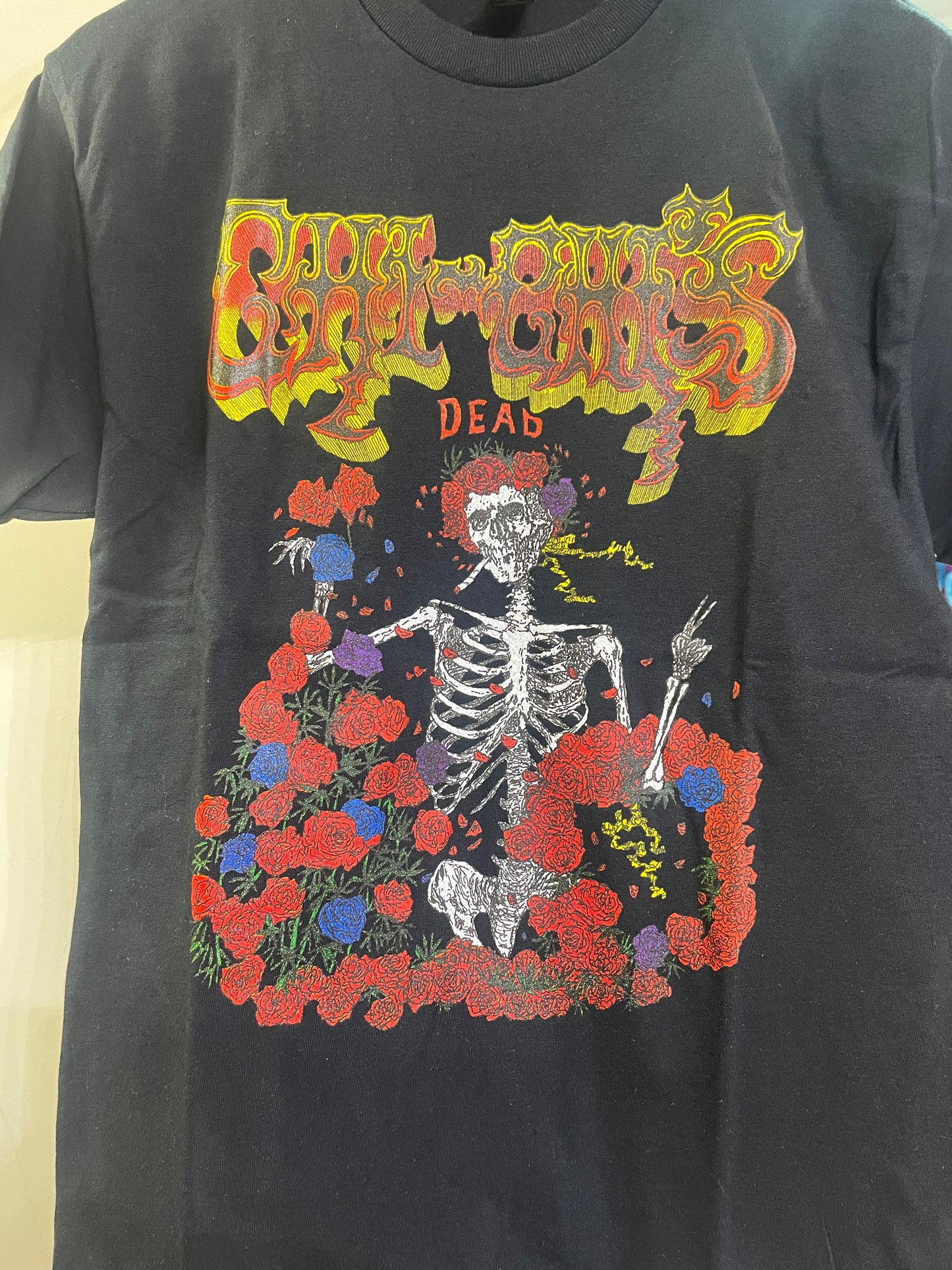 CHI-CHIS Bertha Black T-Shirt