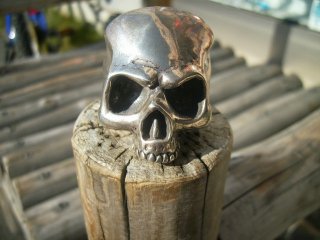 TOMBSTONE SILVER WORKS LARGE SKULL RING